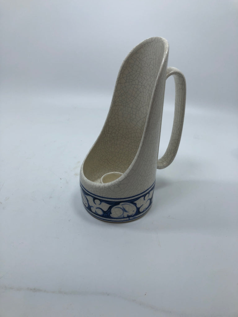 THE POTTING SHED WHITE CANDLESTICK HOLDER W/CRAZING.