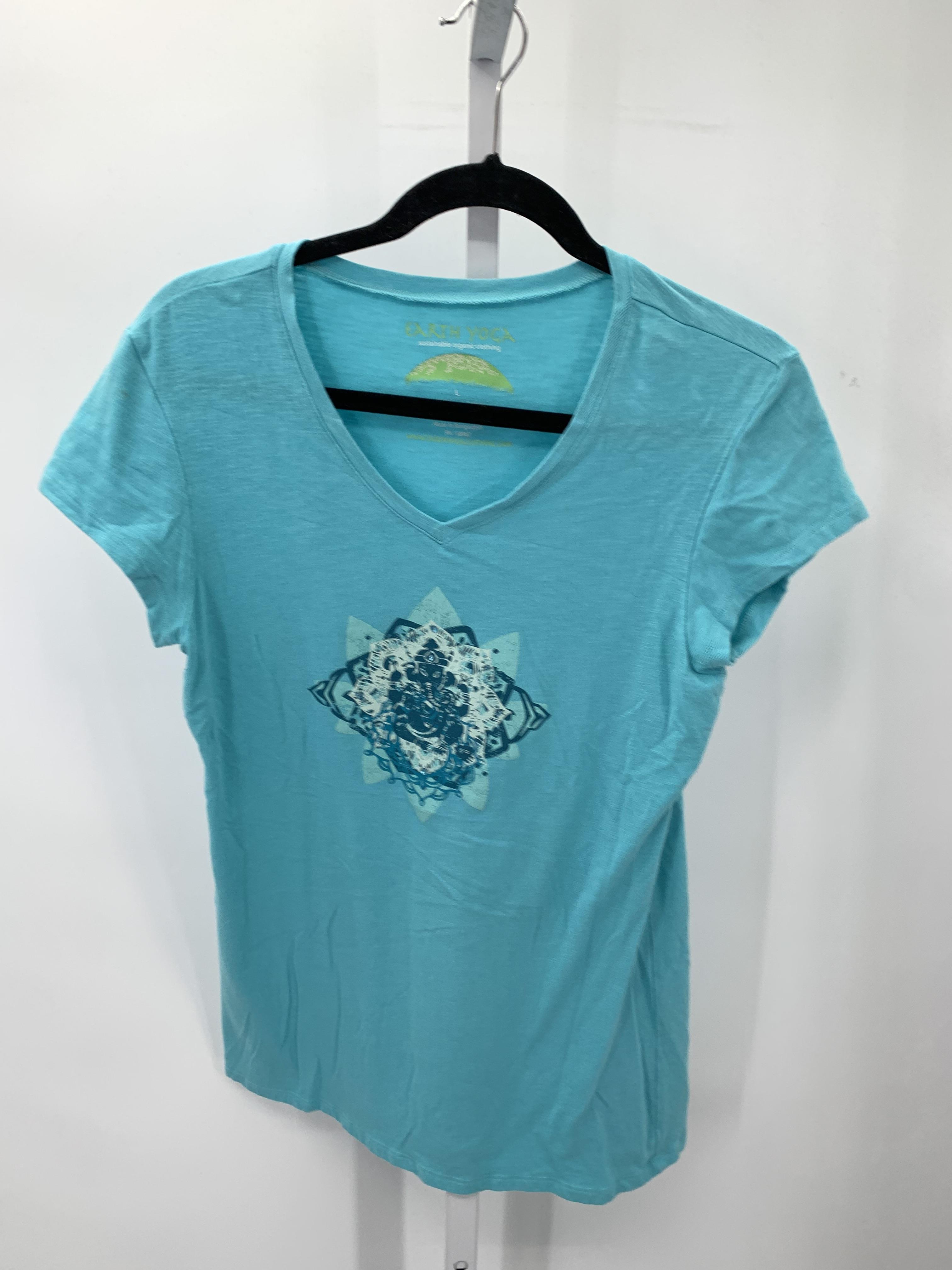 Earth Yoga Size Large Misses Short Sleeve Shirt