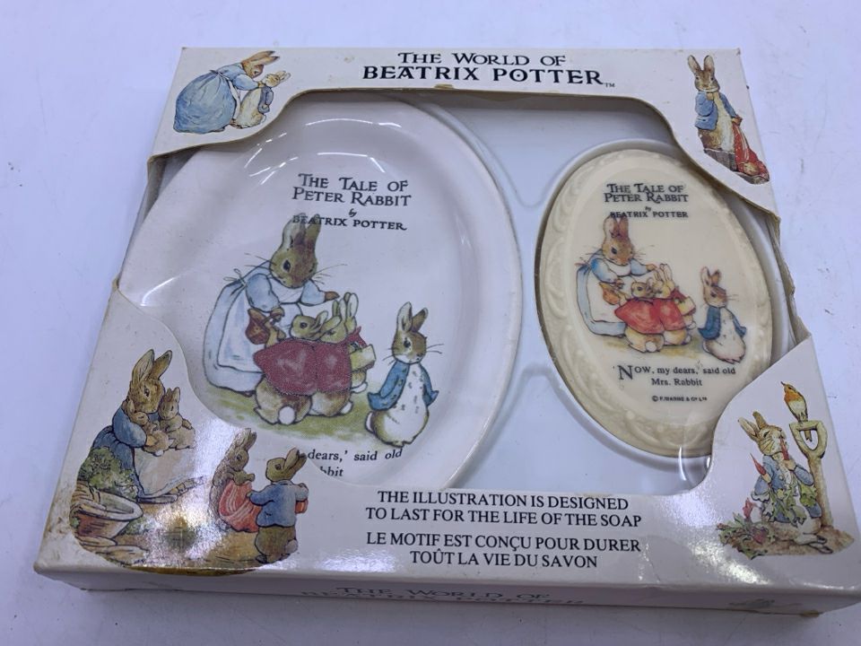 NIB SOAP AND DISH "PETER RABBIT" SET