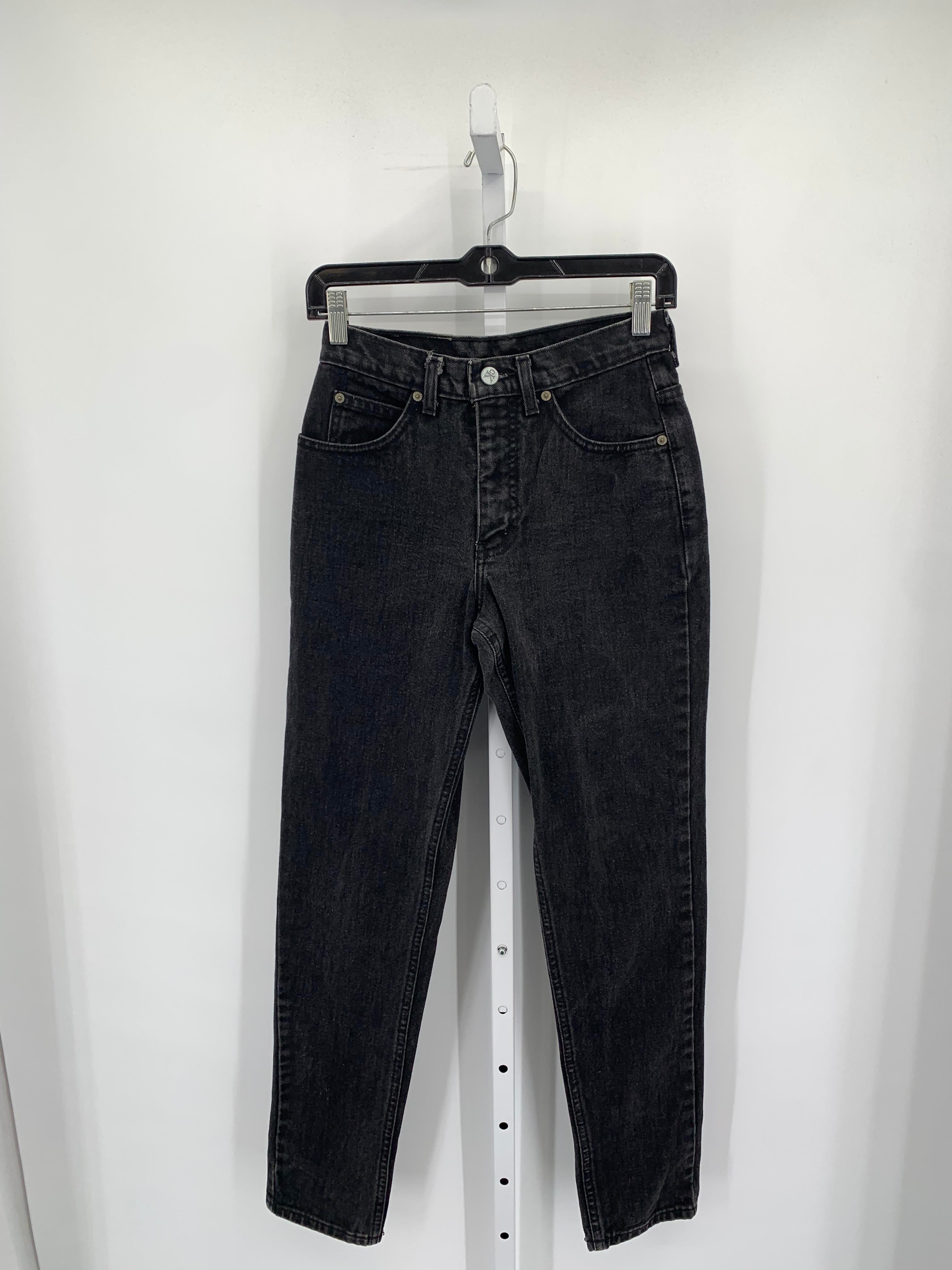 Calvin Klein Size 4 Misses Jeans