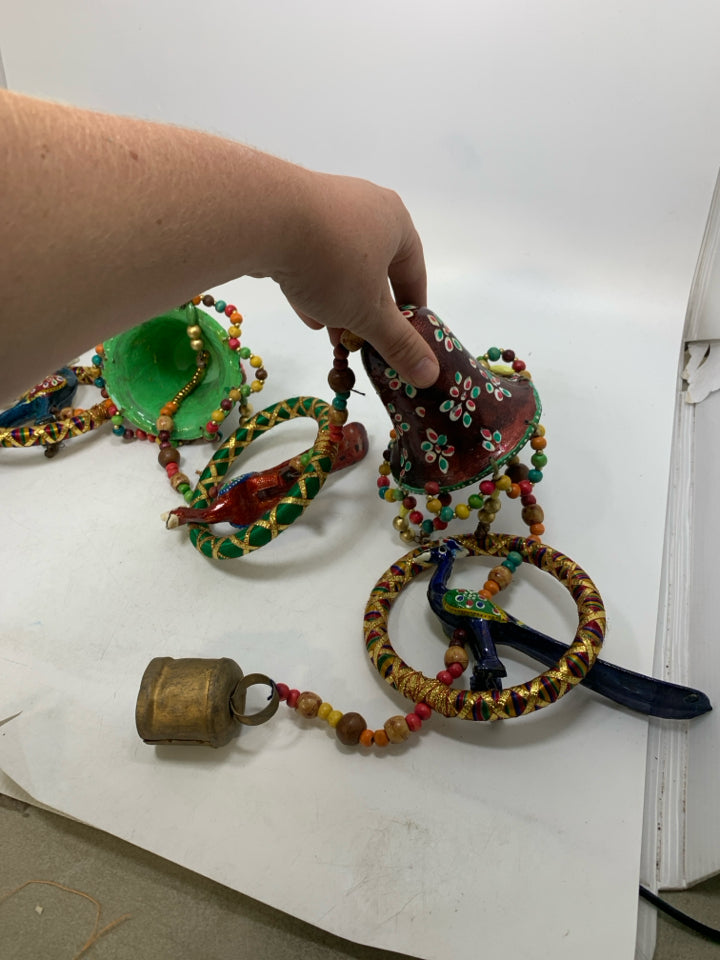 ABSTRACT/COLORFUL BELLS ANIMALS HANGING  GARLAND.