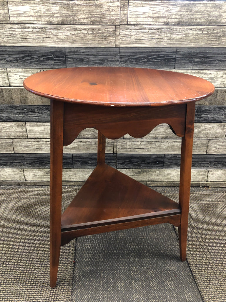 VTG SMALL WOOD TABLE.