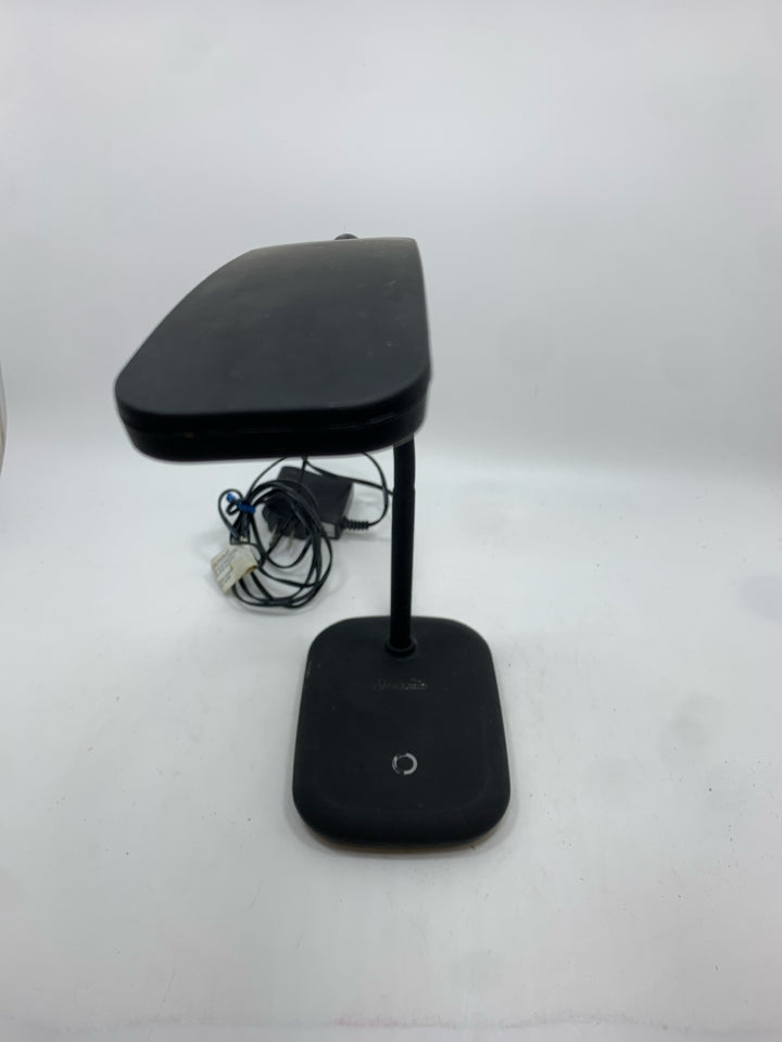 SUNBEAM ADJUSTABLE BLACK LED DESK LAMP.