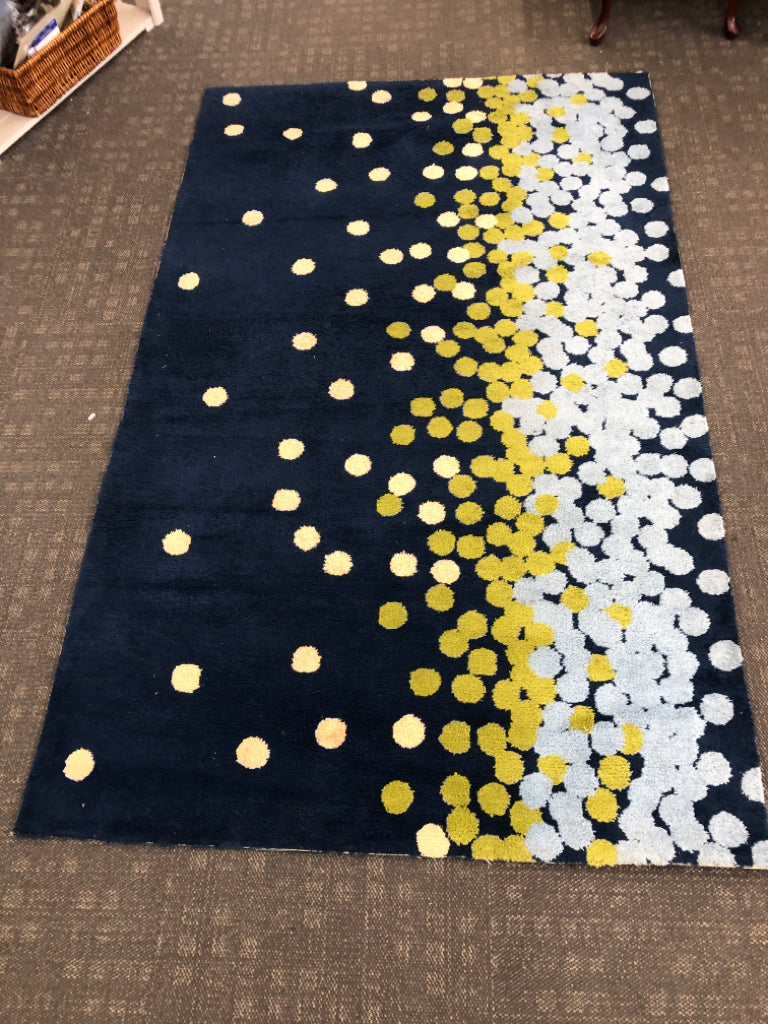 SURYA ABIGAIL BLUE AND GREEN RUG.