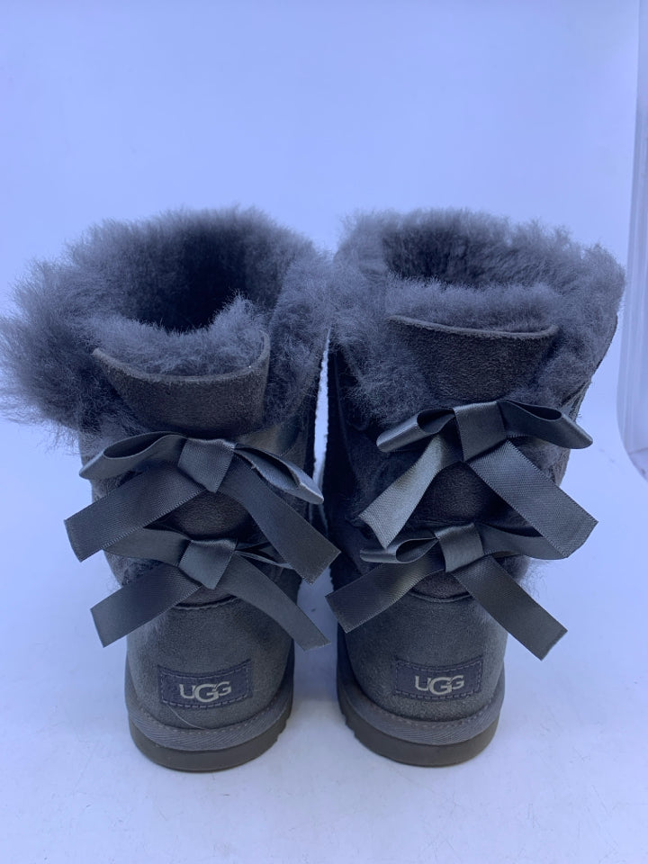 UGG Size 6 Boots