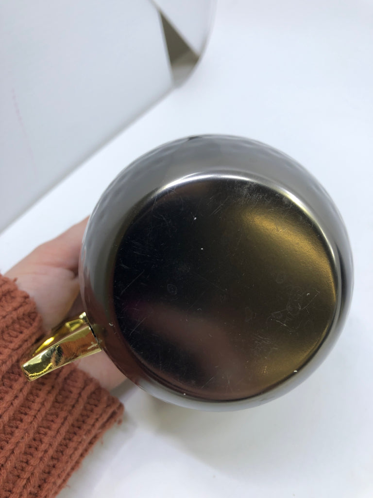 2 GRAY MOSCOW MULE MUGS.