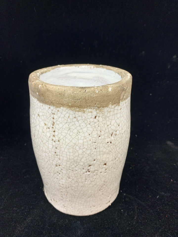WHITE CERAMIC VASE W/CRAZING & BROWN RIM.