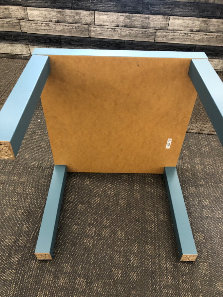 SHORT BLUE PAINTED SIDE TABLE.