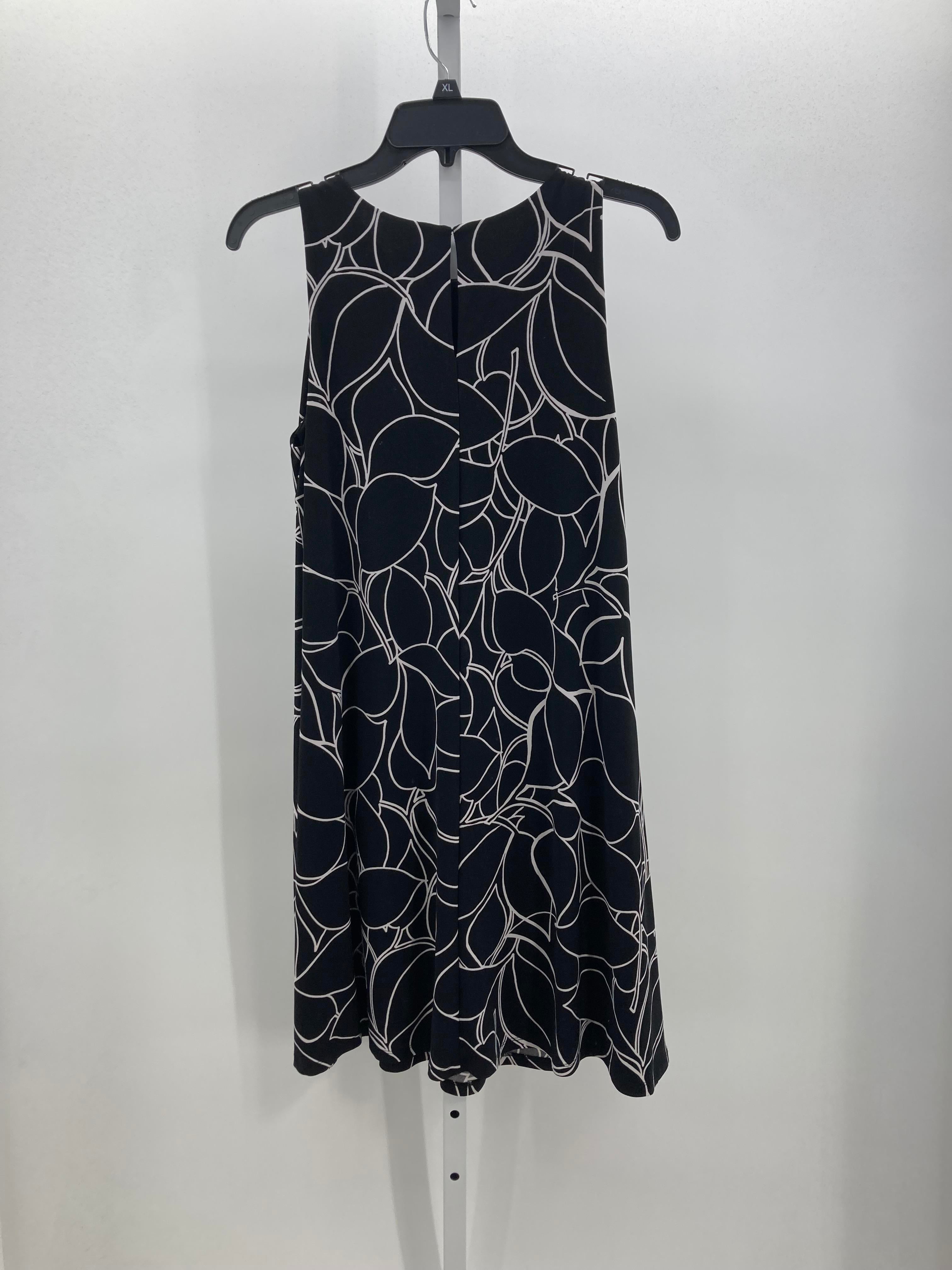 Anne Klein Size 8 Misses Sleeveless Dress