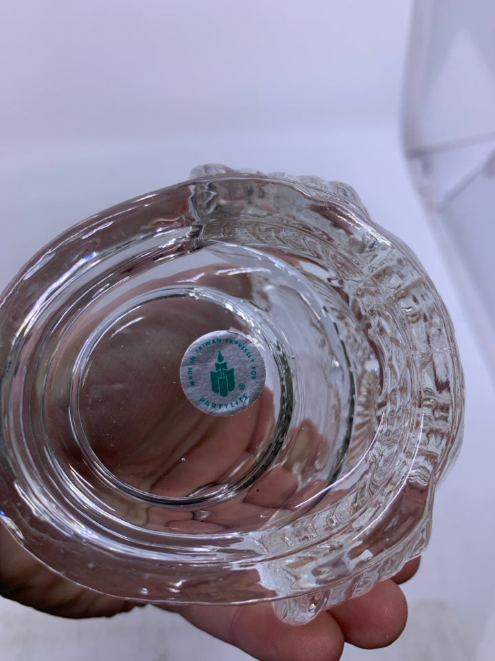 CLEAR GLASS EMBOSSED OWL TEA LIGHT HOLDER.