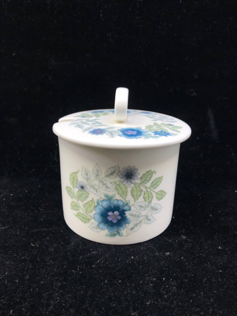 WHITE SUGAR JAR W BLUE FLOWER DESIGN WEDGWOOD-CLEMENTINE.