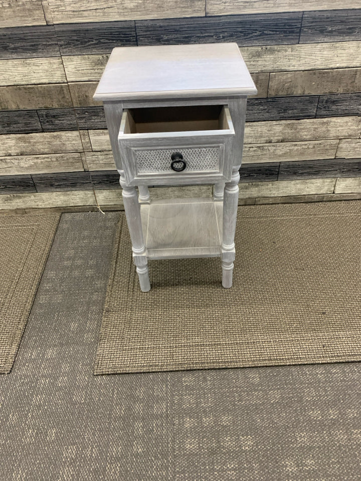 GREY SIDE TABLE W/DRAWER.