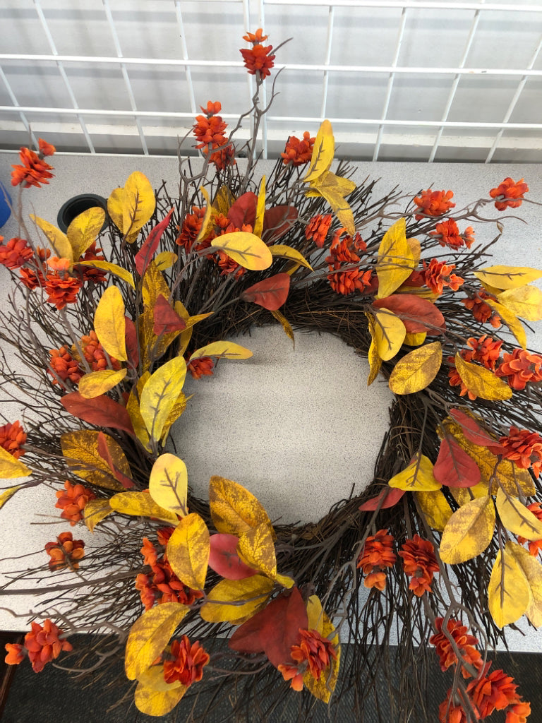 ORANGE FALL LEAVES WREATH.
