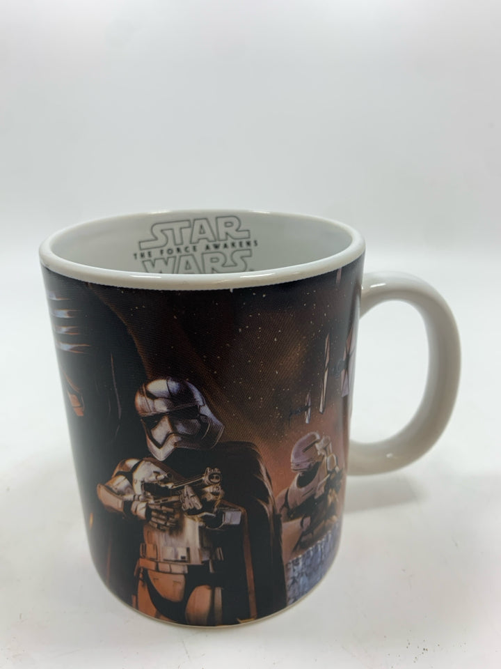 STAR WARS THE FORCE AWAKENS MUG.