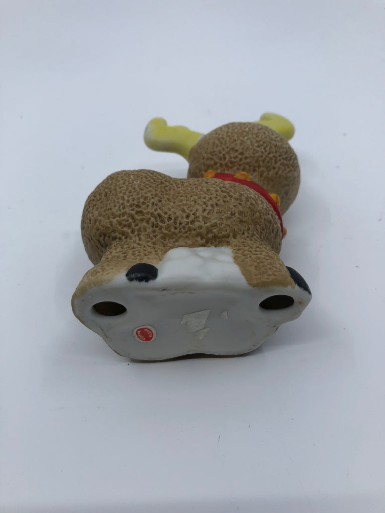 CHUBBY CERAMIC REINDEER.