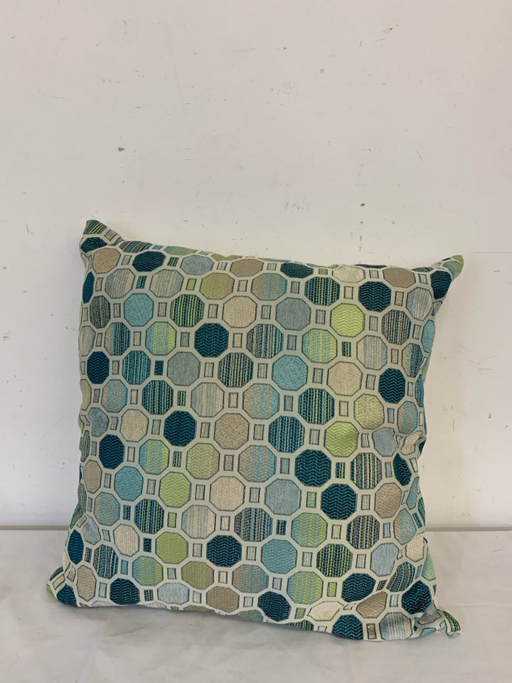 HEXAGON SHAPES PILLOW.