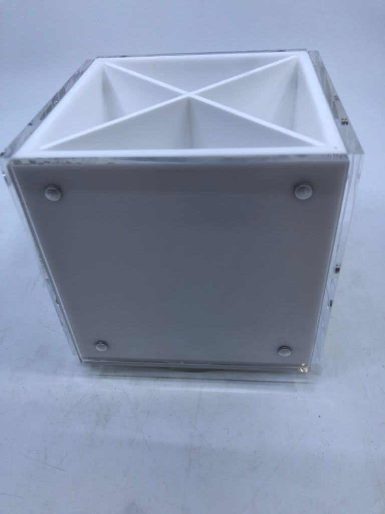 WHITE SQUARE LAZY SUSAN DIVIDED PENCIL HOLDER.