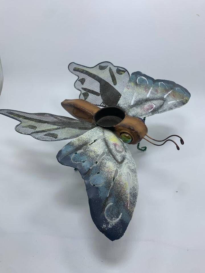 METAL BUTTERFLY OUTDOOR TEA LIGHT.