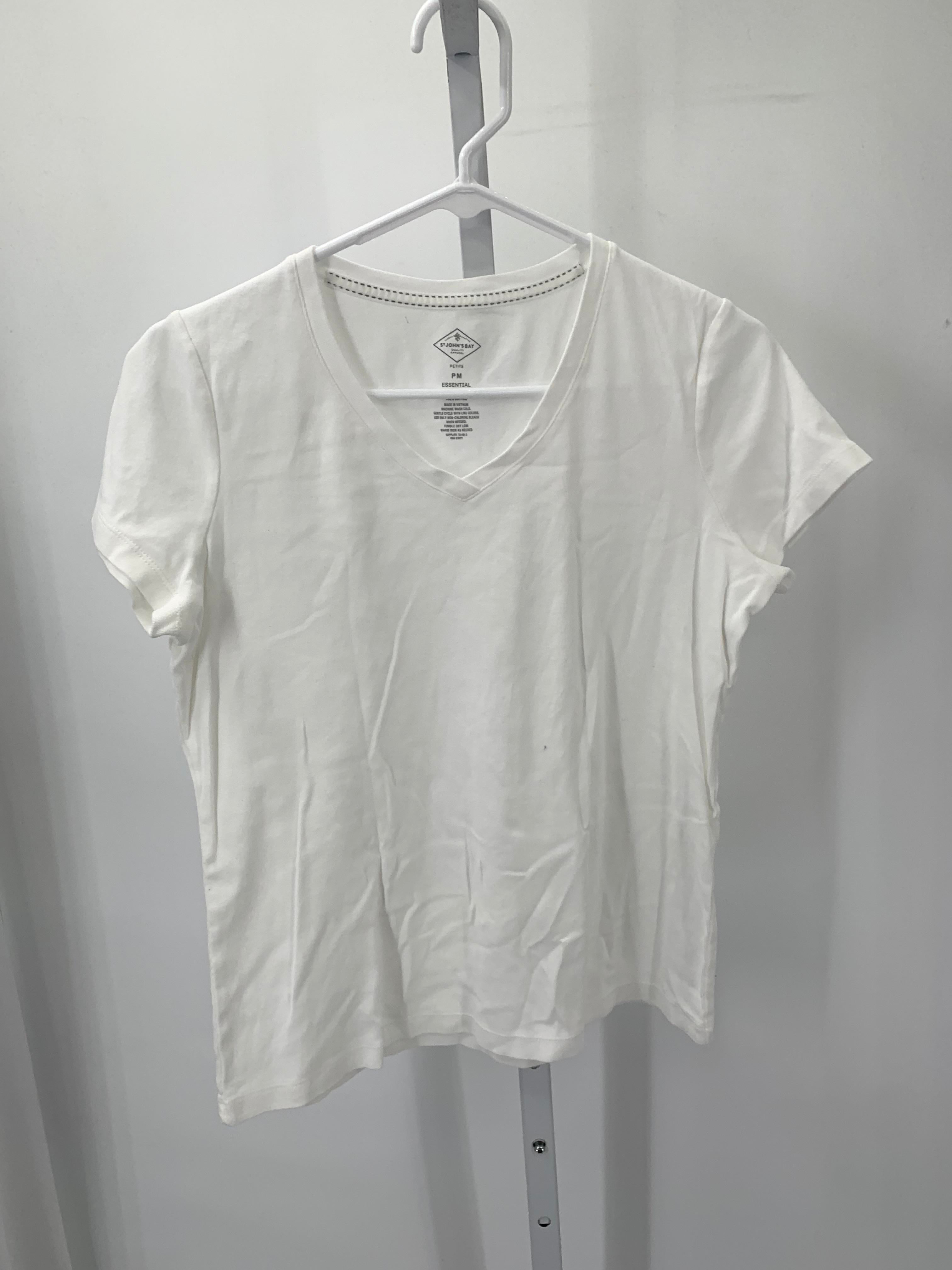 St. Johns Bay Size Medium Petite Petite Short Sleeve Shirt