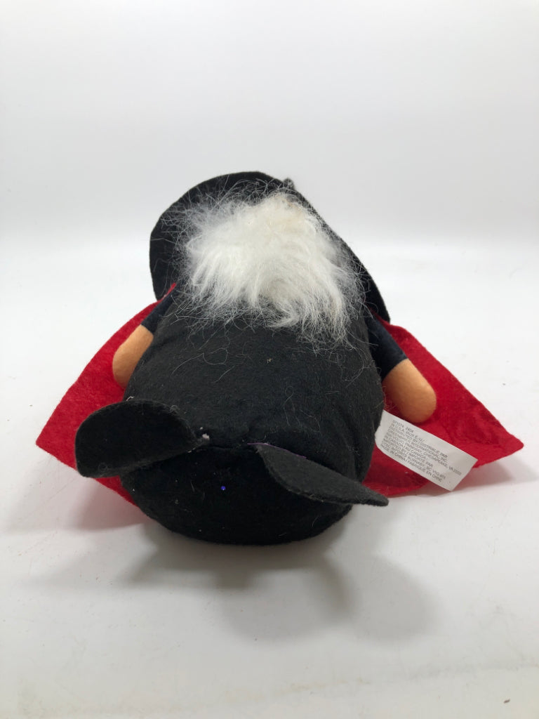 FABRIC GNOME W/WITCH HAT AND CAPE DECOR.