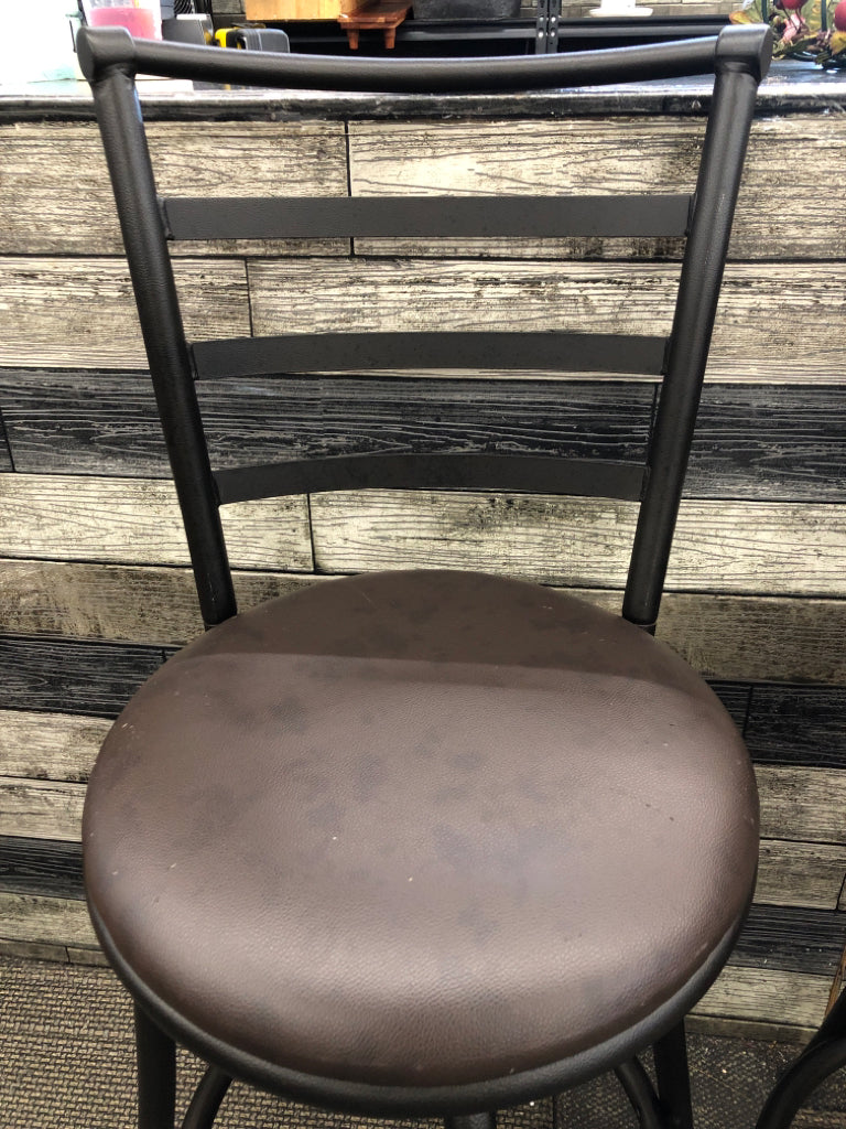 2 METAL BACK SWIVEL BAR STOOLS.