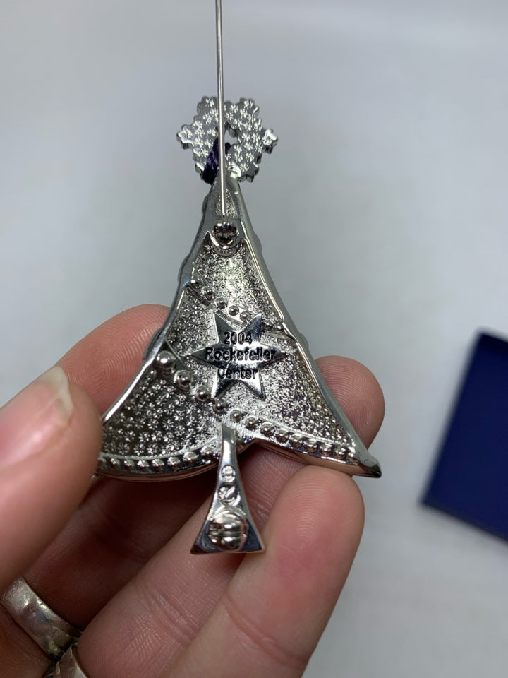 Swarovski Star 2004 Rockefeller Center Christmas Tree Pin- New