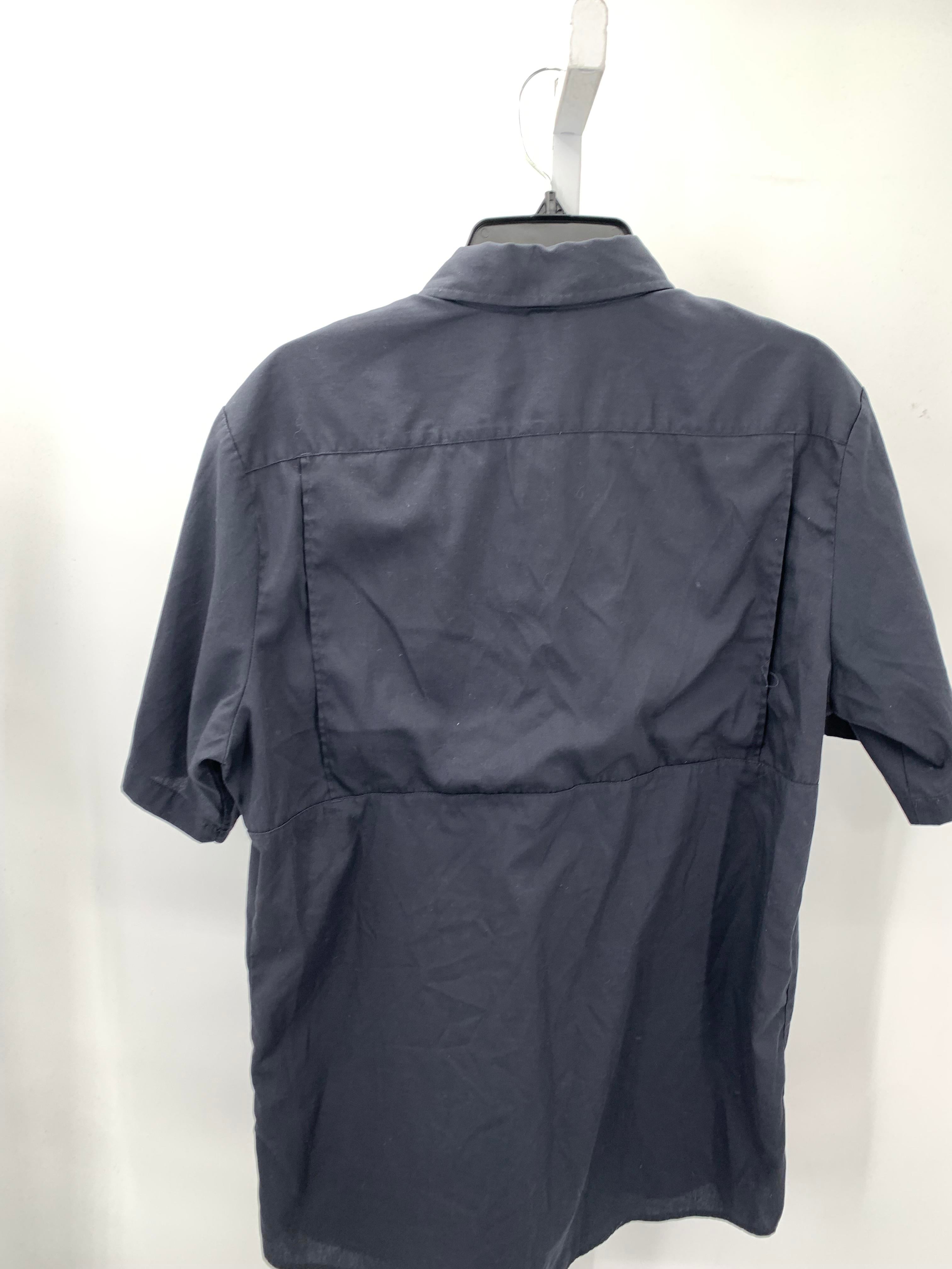 BUTTON DOWN SHIRT.