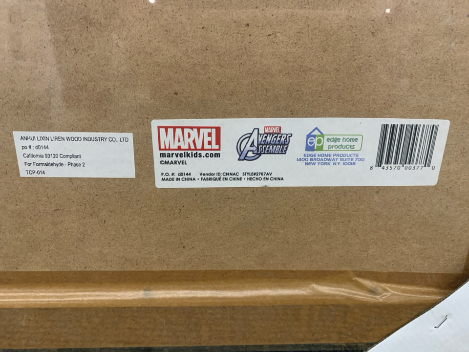 NEW MARVEL AVENGERS WALL HANGING.