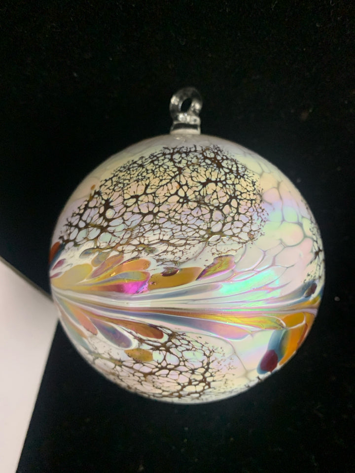 WHITE W PEACH ACCENT BLOWN GLASS WITCHES BALL.