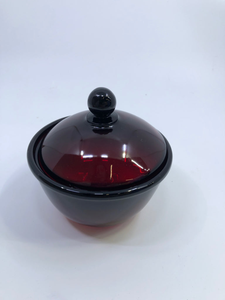 SMALL CRANBERRY RED GLASS COVERED SUGAR BOWL.