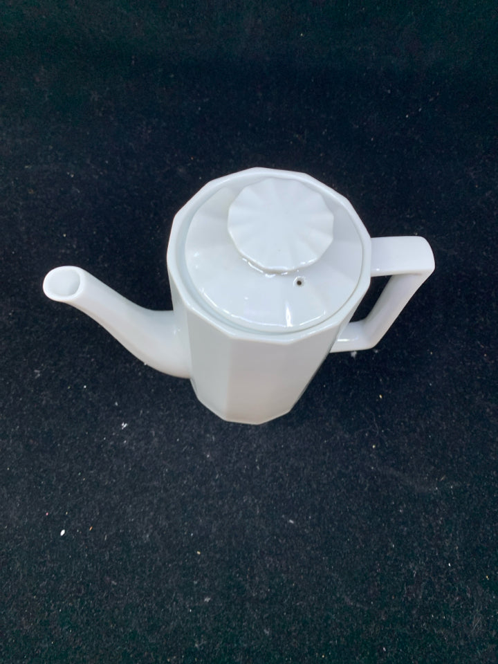 WHITE RIBBED COFFEE POT.