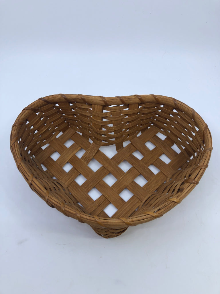 WOVEN HEART SHAPED BASKET.