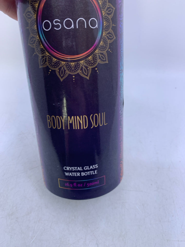 NIB CRYSTAL WATER BOTTLE W/ 3 CHANGEABLE HEALING CRYSTALS.