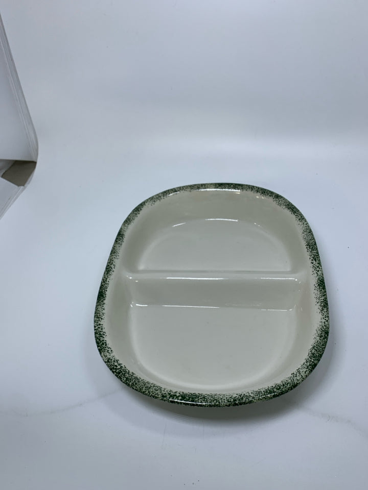 RIBBED WHITE DIVIDED DISH W/ GREEN SPONGE EDGE APPLES.