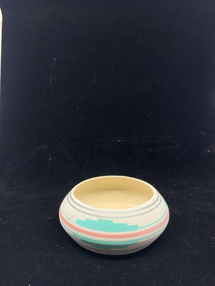 TEAL PINK POTTERY CENTERPIECE BOWL.