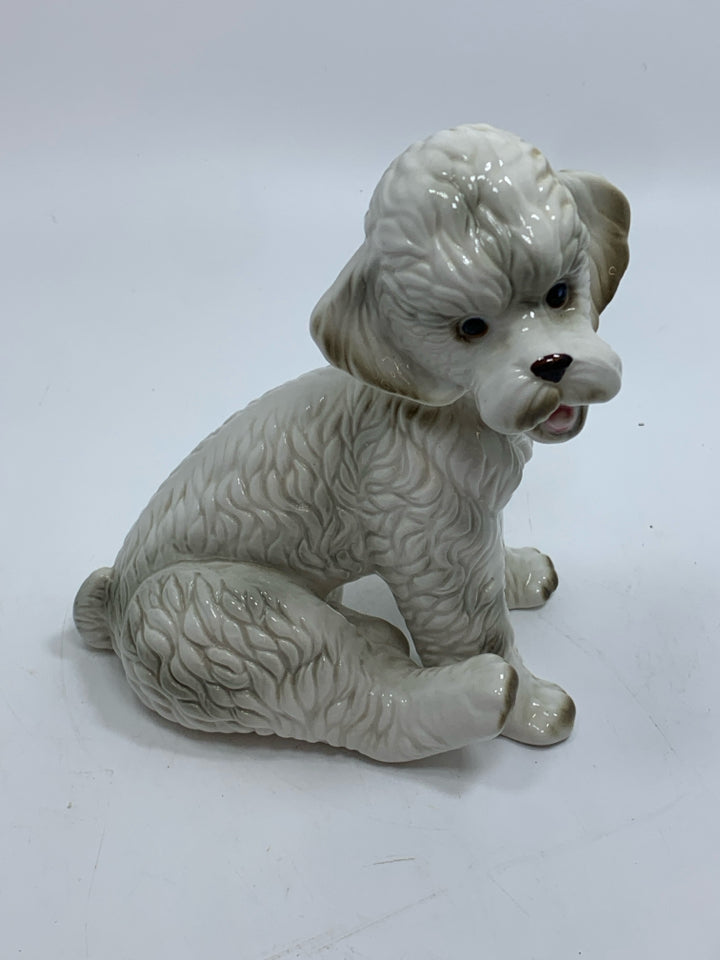 ROYAL CROWN PORCELAIN POODLE FIGURINE.