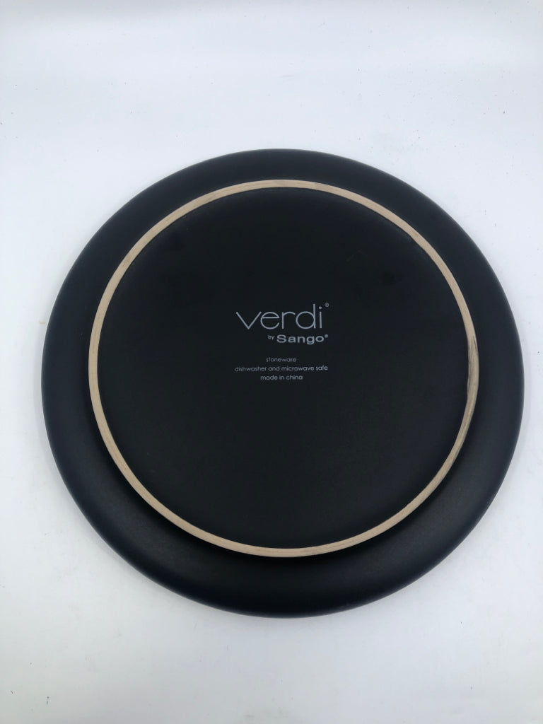 16PC BLACK MATTE SERVICE FOR 4- 4 DINNER PLATES, 4 LUNCH PLATES, 4 BOWLS, 4 SMAL