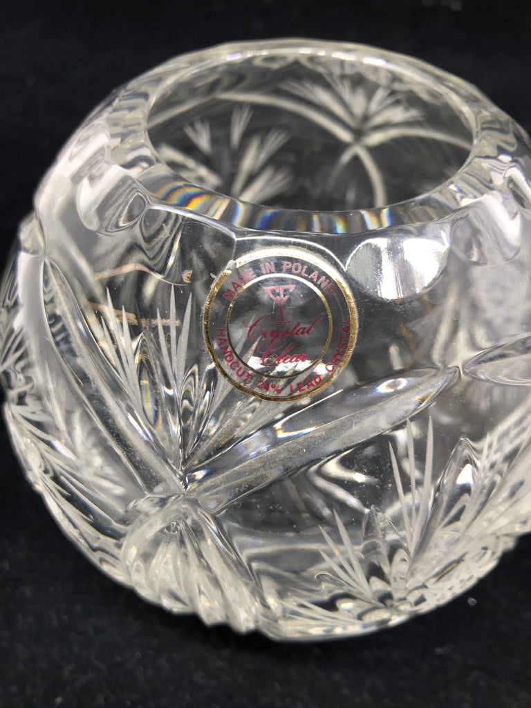 ROUND CUT CRYSTAL VOTIVE HOLDER.