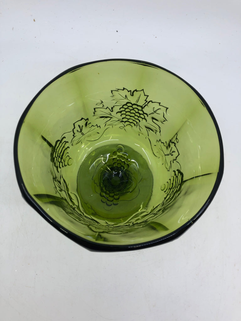 VTG GRAPE EMBOSSED GREEN GLASS FOOTED CANDY DISH.