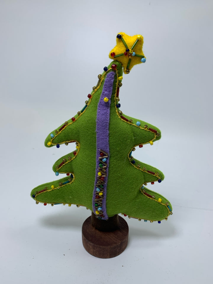 GREEN BEADED FELT PUFF TREE.