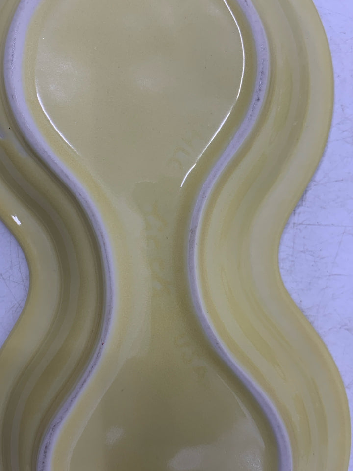 VTG SUGAR BOWL/CREAMER+ TRAY.