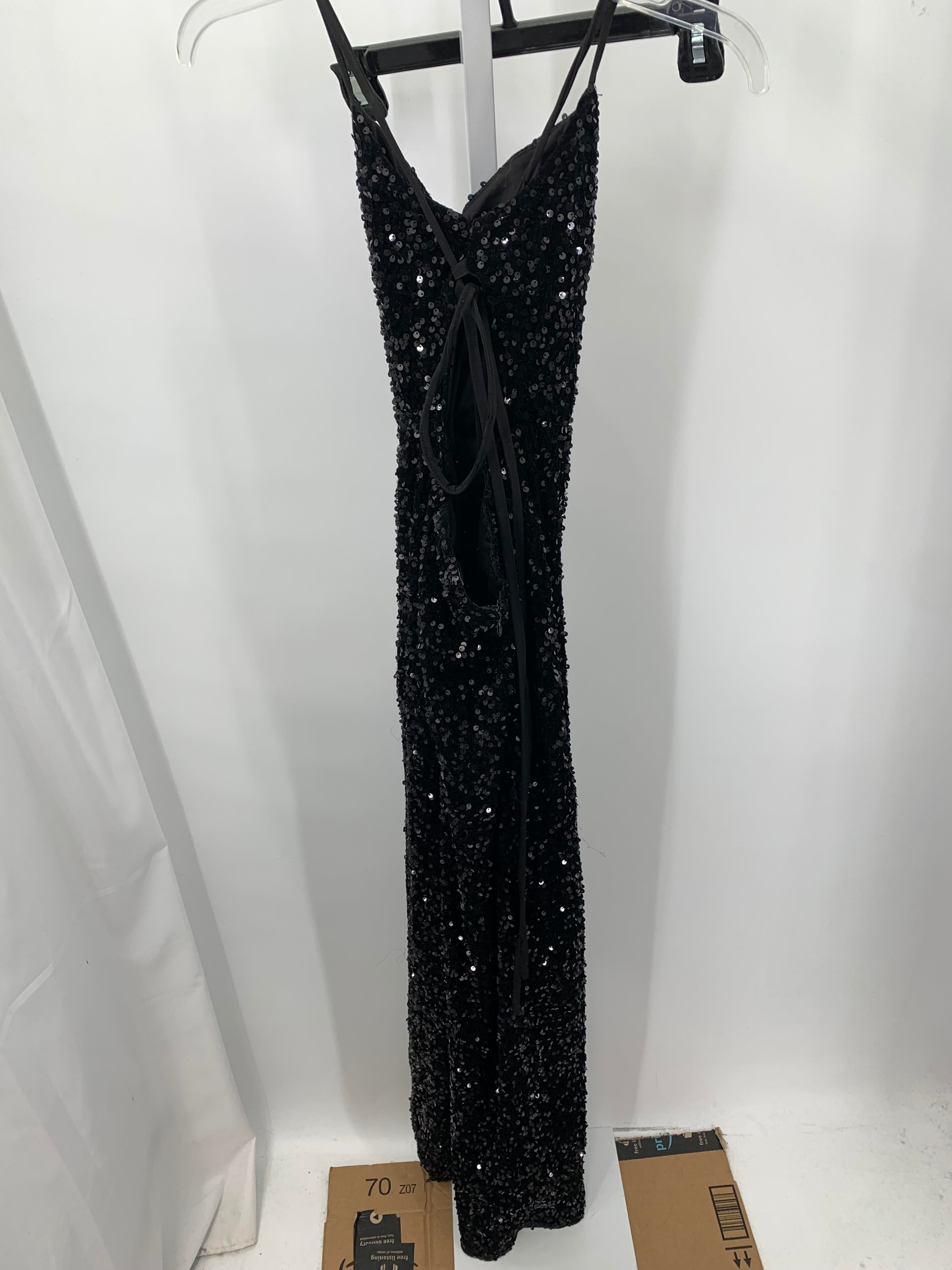 Size Small Juniors Sleeveless Dress