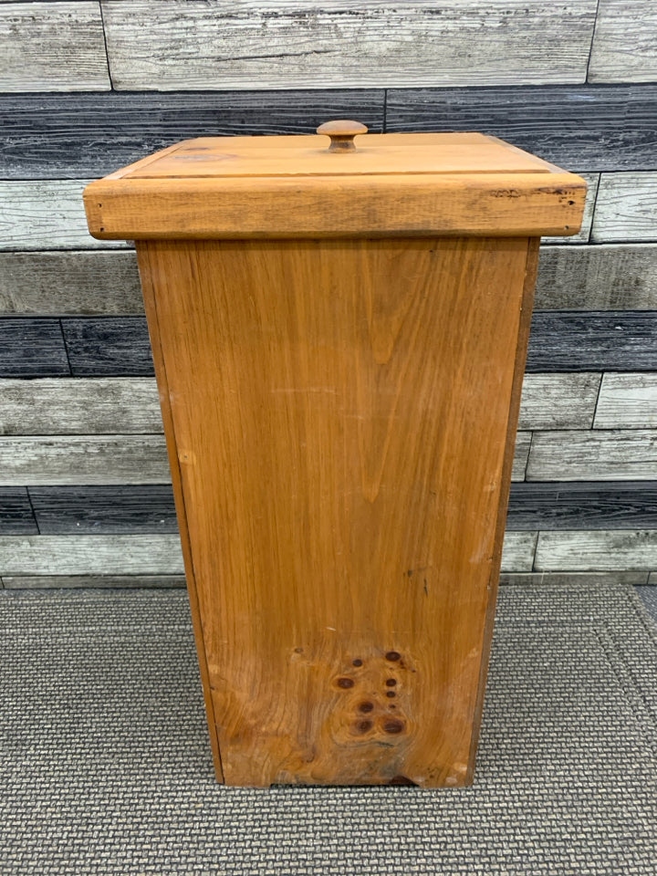 WOODEN BIN W/LID.