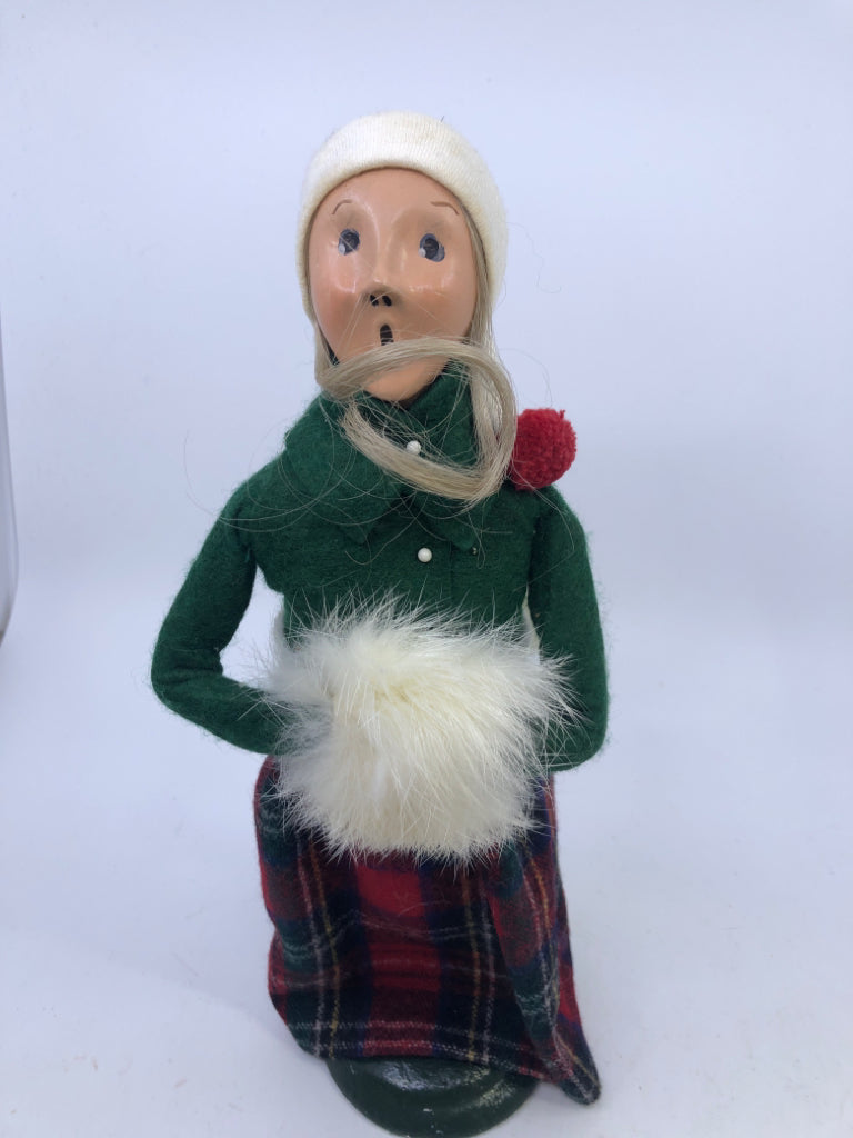 BYERS CHOICE BLONDE WOMAN IN GREEN COAT W MUFF-1985.