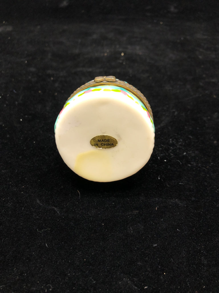 BIRTHDAY TRINKET BOX W/PRESENT CHARM.