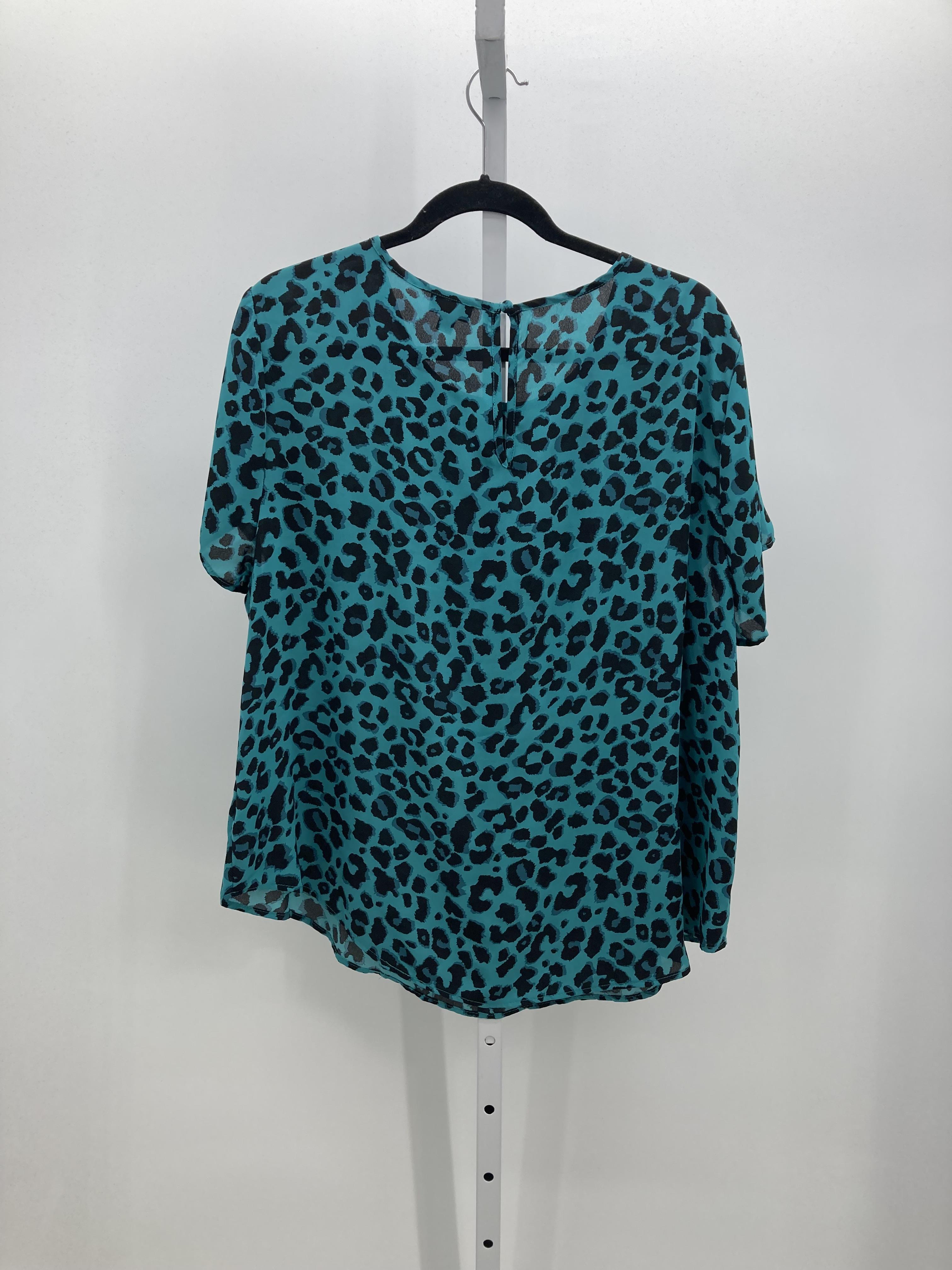 Torrid Size 0X Womens Short Sleeve Shirt