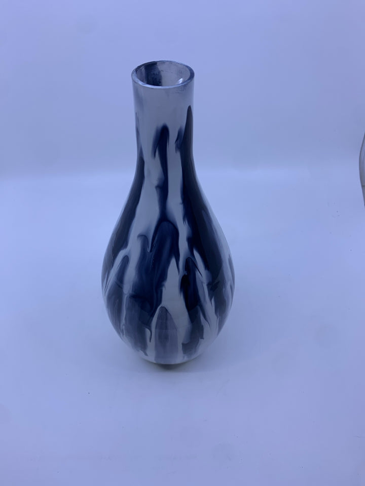 WHITE AND BLUE GLASS VASE.