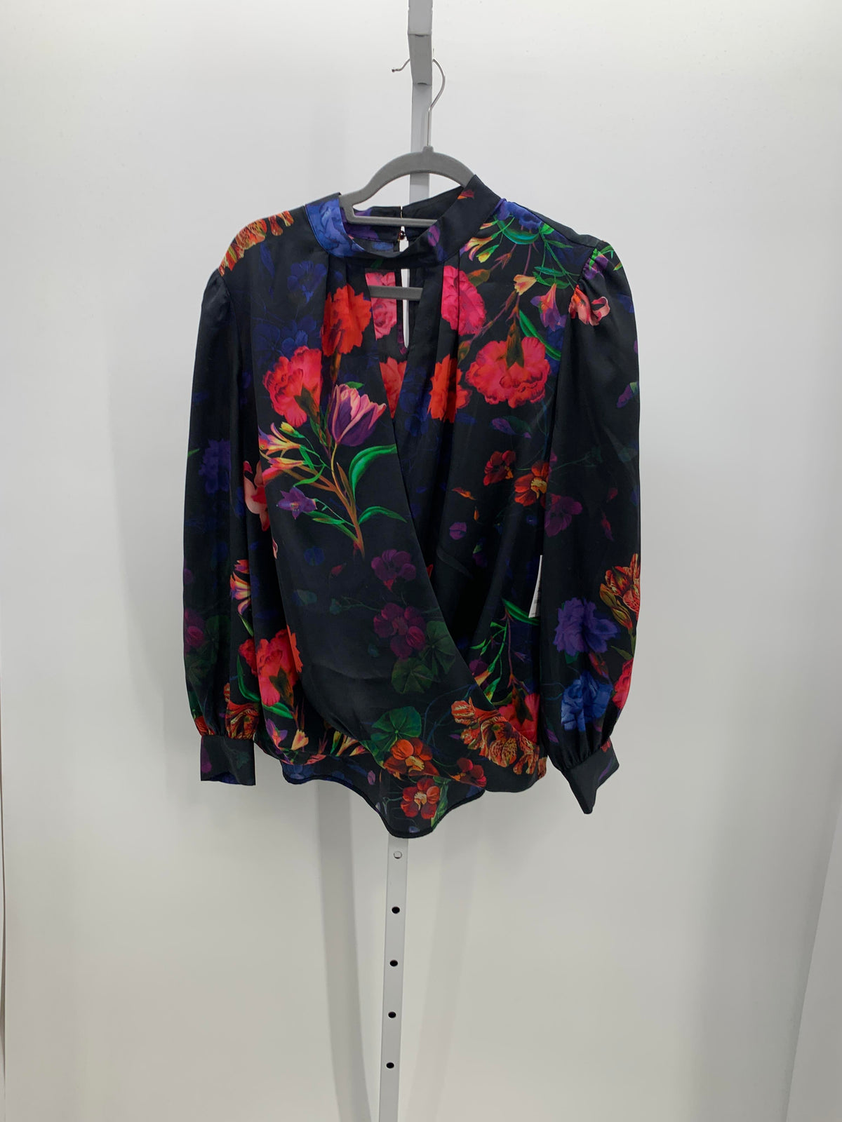 INC Size Extra Large Misses Long Sleeve Shirt