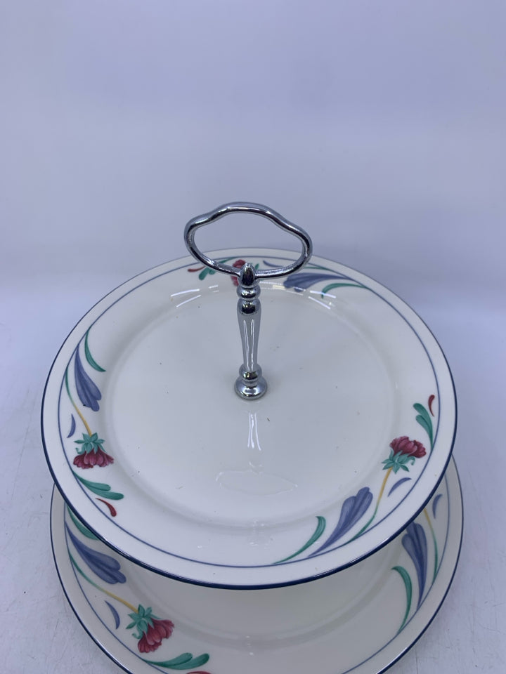 POPPIES ON BLUE 2 TIERED SERVING TRAY W/ SCALLOPED HANDLE.