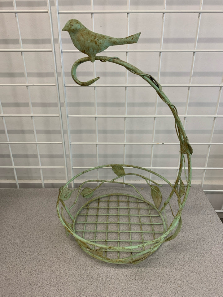 BIRD FRUIT BOWL/BANANA HOOK.